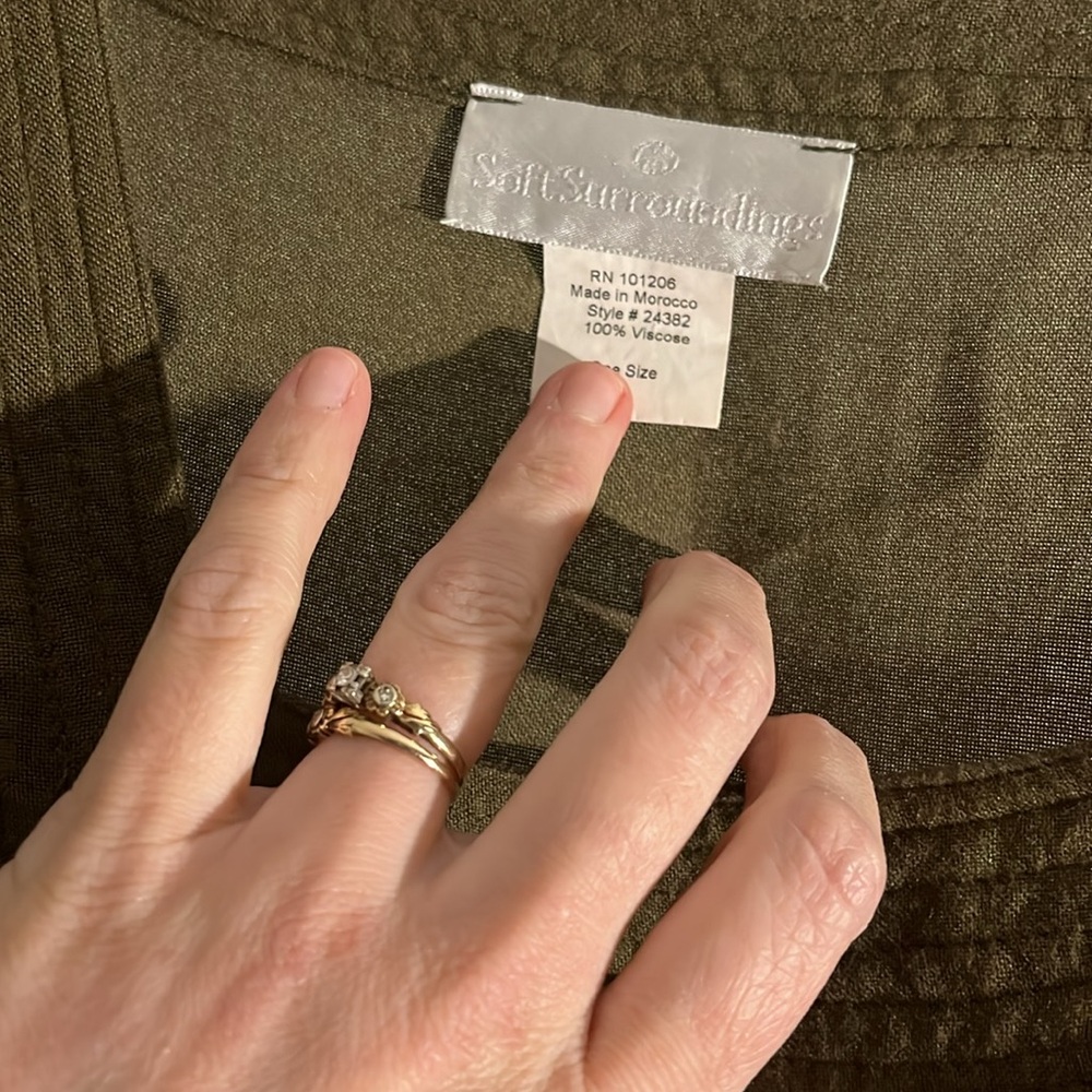 One size poncho - Picture 2 of 2